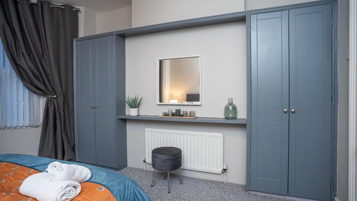 1 Bdr Apartment At Queens Uni By Belfast City Breaks Phòng bức ảnh