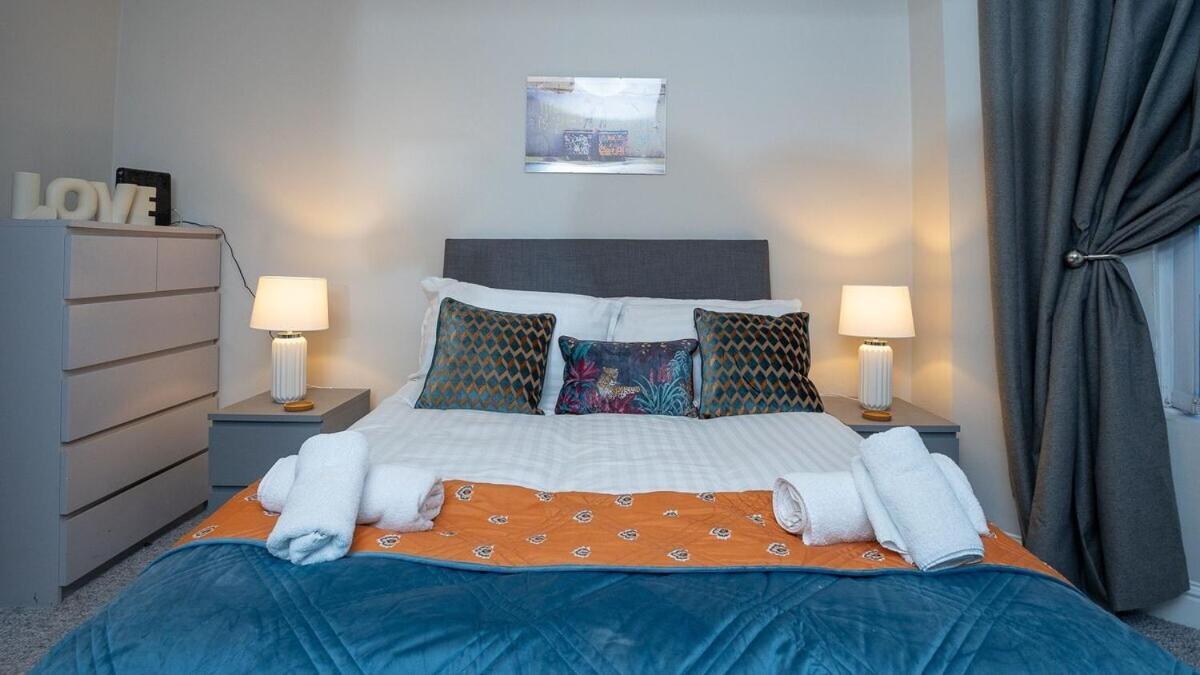 1 Bdr Apartment At Queens Uni By Belfast City Breaks Phòng bức ảnh